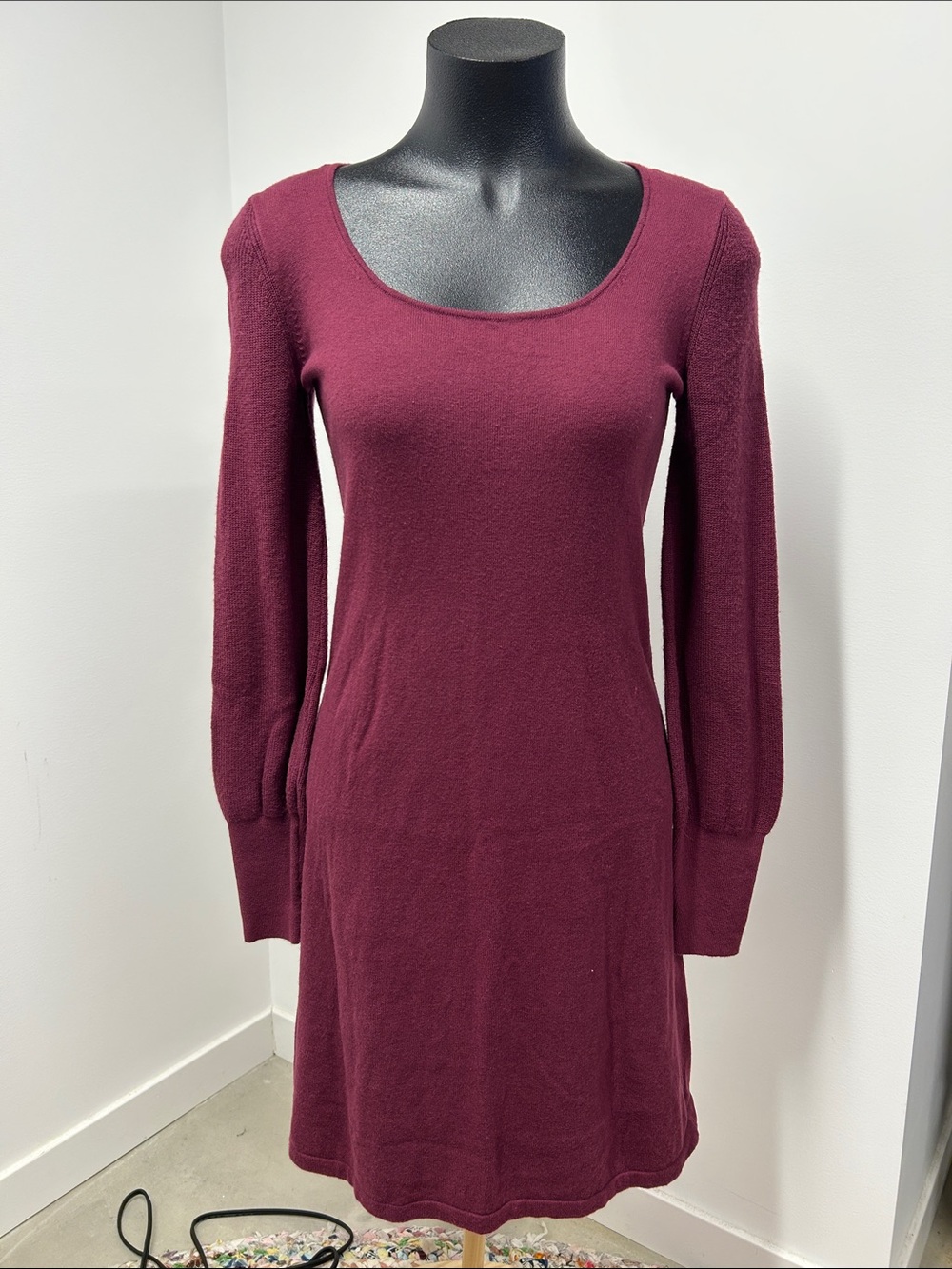 Banana Republic Womens Sweater Dress Burgundy Plum Scoop Neck Long Sleeve XS